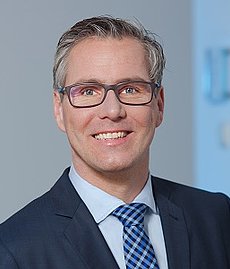  Torsten Gruchmann